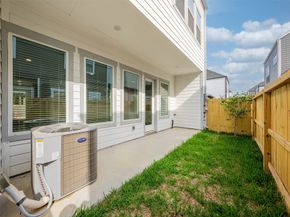 8402 Berry Green Lane, Houston TX 77022