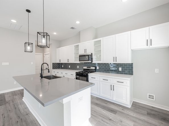 8402 Berry Green Lane, Houston TX 77022