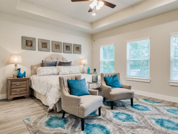 7713 Rainbow Close Lane, Houston TX 77055