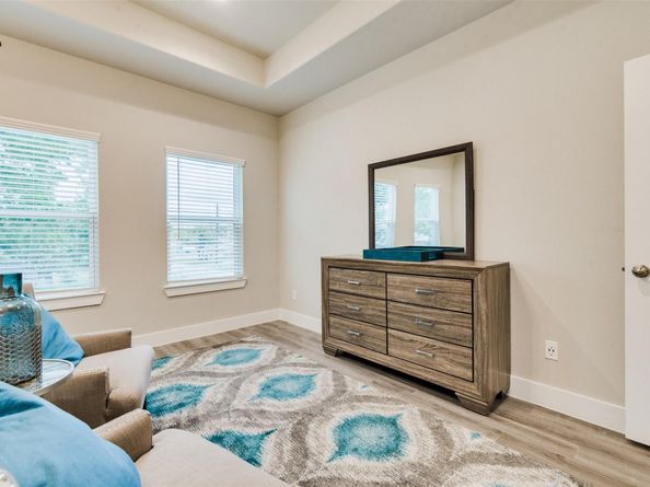 7713 Rainbow Close Lane, Houston TX 77055