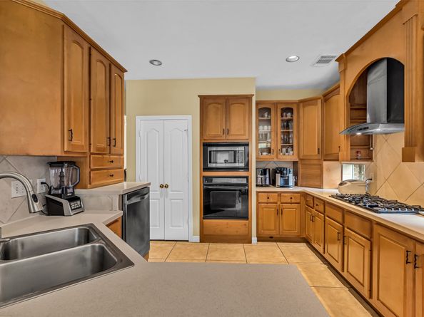 13703 Layton Hills Drive, Cypress TX 77429