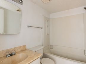 12225 Sandpiper Drive 122, Houston TX 77035