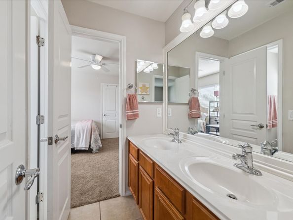 13815 Lake Livingston Drive, Houston TX 77044