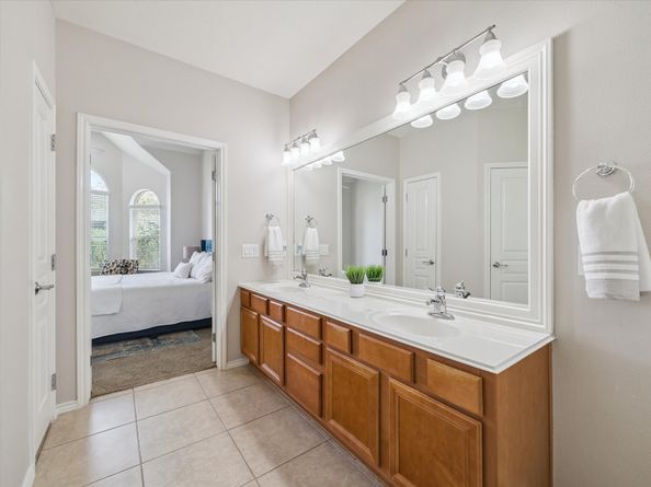 13815 Lake Livingston Drive, Houston TX 77044