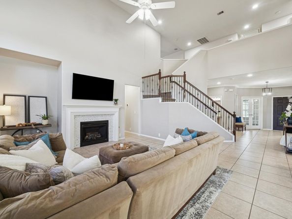 13815 Lake Livingston Drive, Houston TX 77044