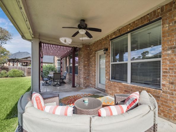 13815 Lake Livingston Drive, Houston TX 77044