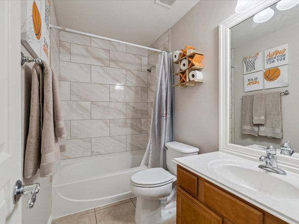 13815 Lake Livingston Drive, Houston TX 77044