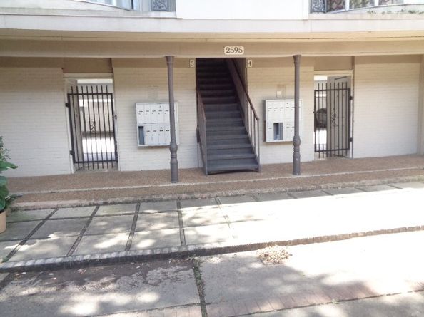 2585 Marilee Lane 2, Houston TX 77057