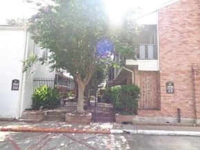 2585 Marilee Lane 2, Houston TX 77057