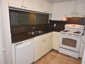 2585 Marilee Lane 2, Houston TX 77057