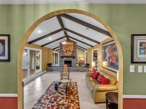 2826 Stetson Lane, Houston TX 77043