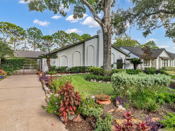 2826 Stetson Lane, Houston TX 77043
