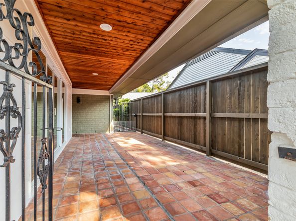2826 Stetson Lane, Houston TX 77043