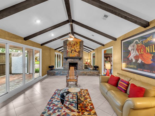 2826 Stetson Lane, Houston TX 77043