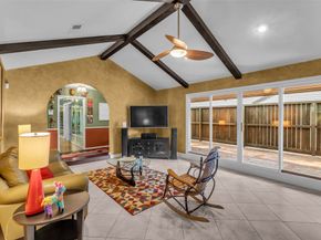 2826 Stetson Lane, Houston TX 77043