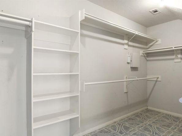 12422 Glenleigh Drive, Houston TX 77014