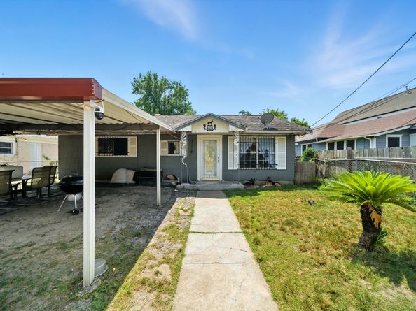 4924 Park Dr Drive, Houston TX 77023