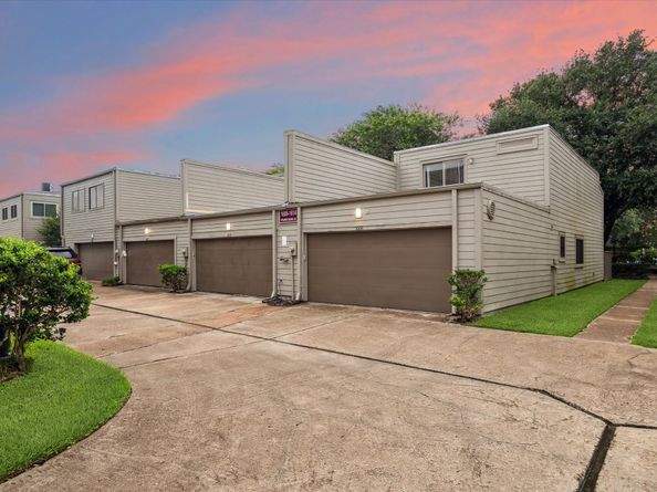 1608 Prairie Mark Lane, Houston TX 77077