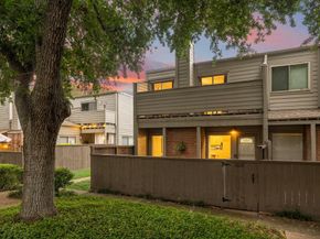 1608 Prairie Mark Lane, Houston TX 77077
