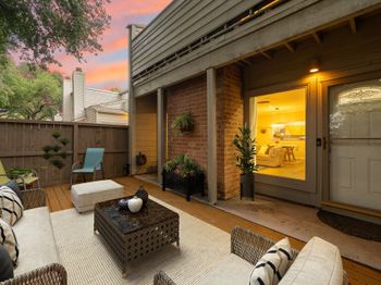 1608 Prairie Mark Lane