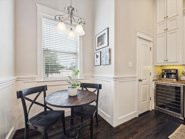 1431 W 25th Street, Houston TX 77008
