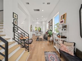 1609 Hickory Street, Houston TX 77007