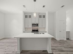 867 E Lonnie Lane, Houston TX 77091