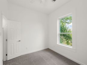 867 E Lonnie Lane, Houston TX 77091