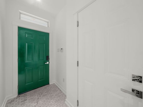 867 E Lonnie Lane, Houston TX 77091