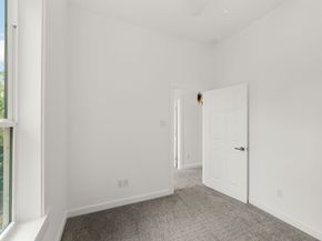 867 E Lonnie Lane, Houston TX 77091