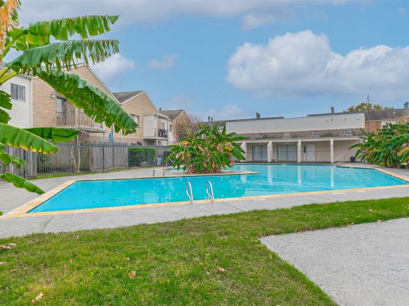 10122 Waterstone Drive, Houston TX 77042