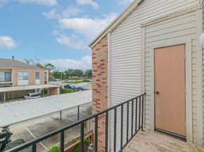 10122 Waterstone Drive, Houston TX 77042