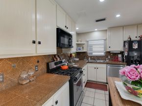 4306 Silverwood Drive, Houston TX 77035