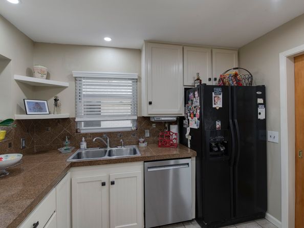 4306 Silverwood Drive, Houston TX 77035