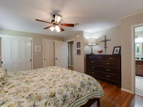 4306 Silverwood Drive, Houston TX 77035