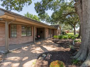 4306 Silverwood Drive, Houston TX 77035