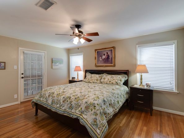 4306 Silverwood Drive, Houston TX 77035