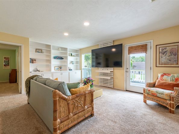 1902 Port Royal Drive, Nassau Bay TX 77058