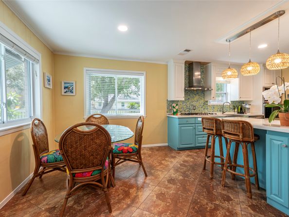 1902 Port Royal Drive, Nassau Bay TX 77058