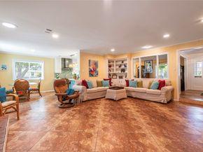1902 Port Royal Drive, Nassau Bay TX 77058