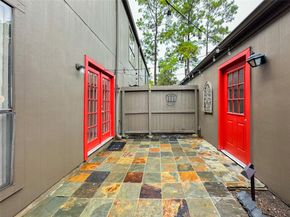 701 Bering Drive 1603, Houston TX 77057