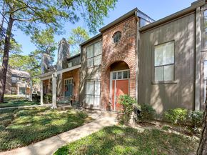 701 Bering Drive 1603, Houston TX 77057