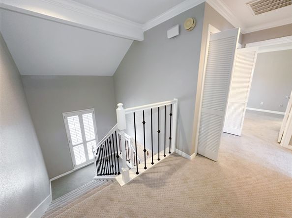 701 Bering Drive 1603, Houston TX 77057