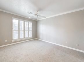 701 Bering Drive 1603, Houston TX 77057
