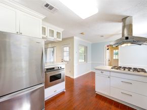 5418 Winding Way Drive, Houston TX 77091