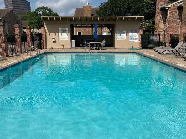 2517 Bering Drive, Houston TX 77057