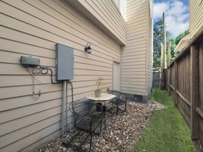 5206 Petty Street, Houston TX 77007