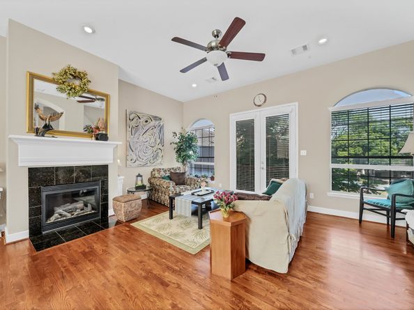 5206 Petty Street, Houston TX 77007