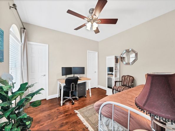5206 Petty Street, Houston TX 77007