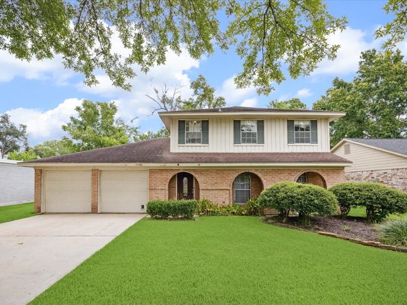 12710 Westleigh Drive, Houston TX 77077